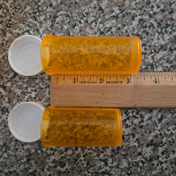 Bundle of 50 Empty Plastic Pill Bottles - Picture 5 of 5